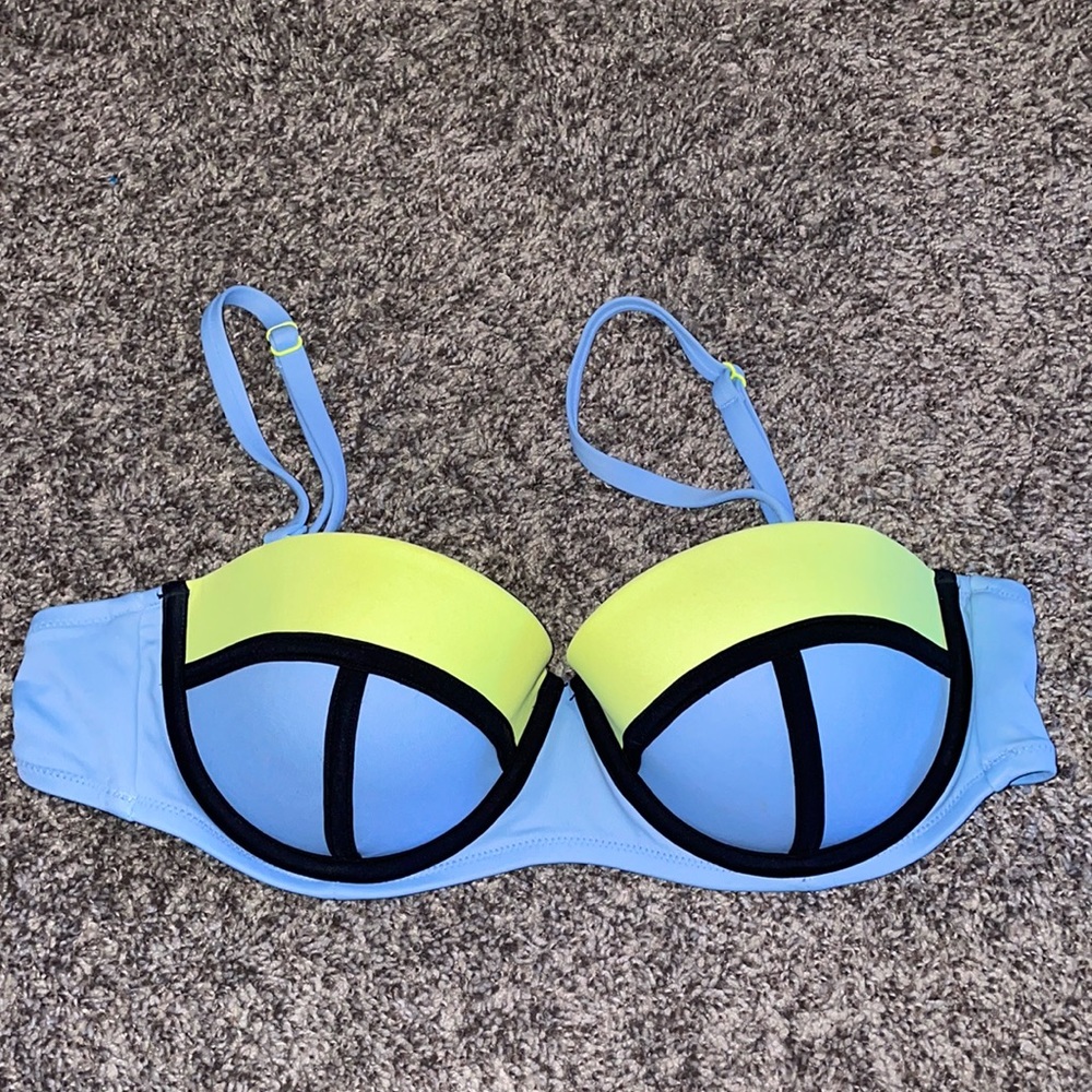 VS Bikini Top